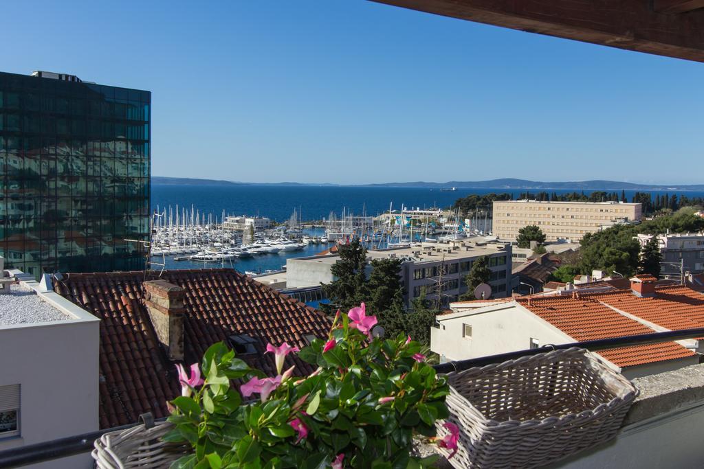 Apartments Vinko Split Buitenkant foto